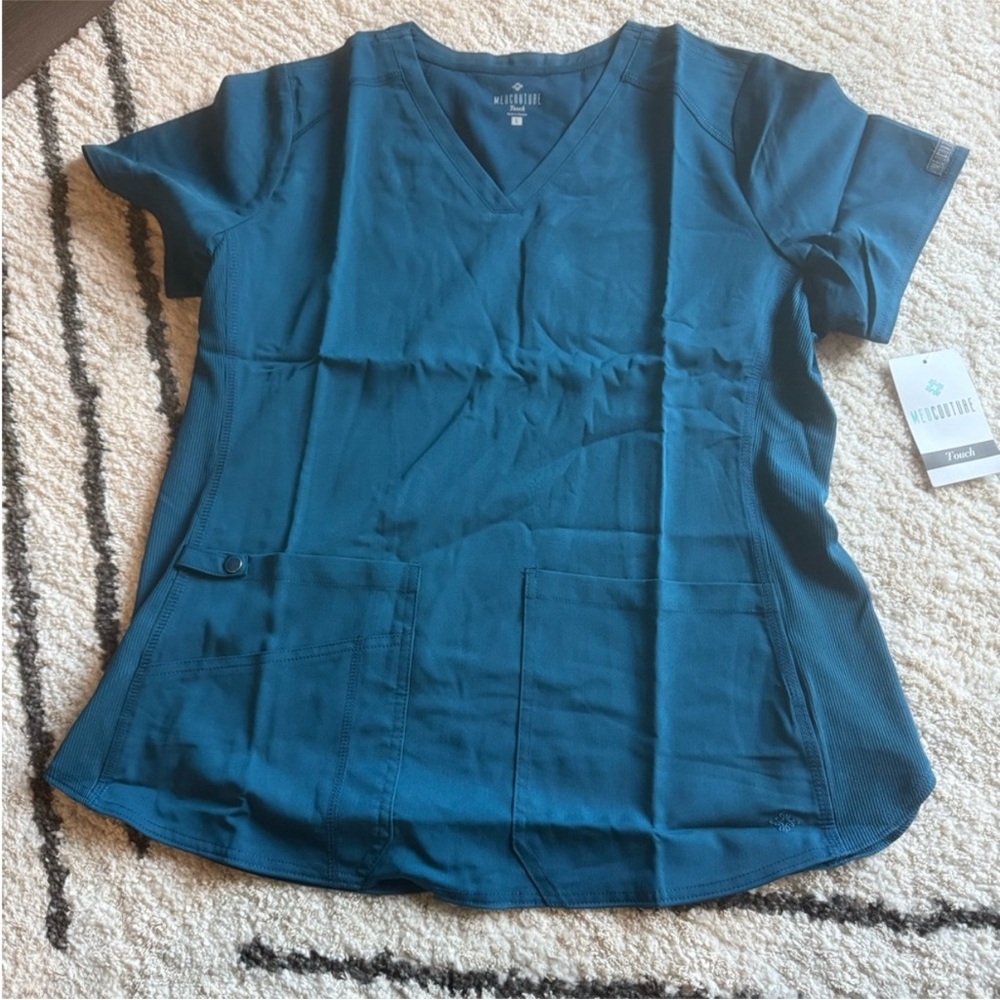 Med Couture Navy V-Neck Short Sleeve Top